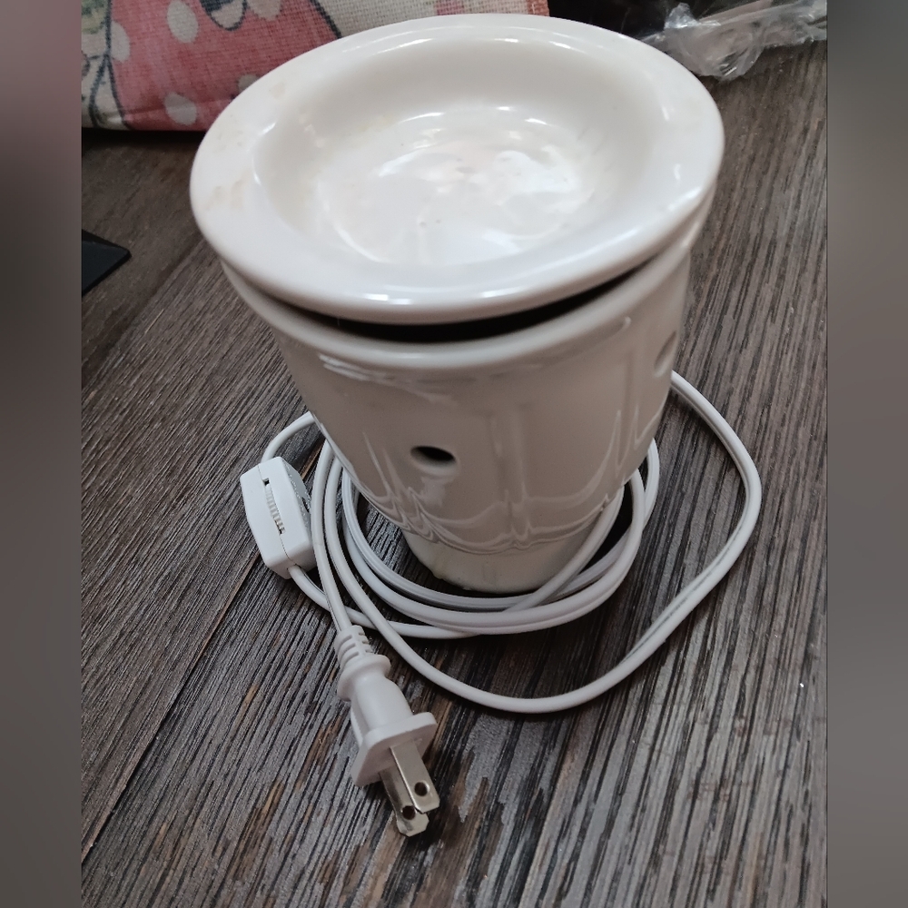 White Ceramic Electric Wax Warmer